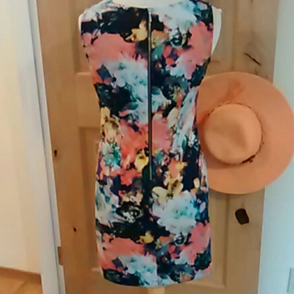 Worthington Dress  - Picture 3 of 6
